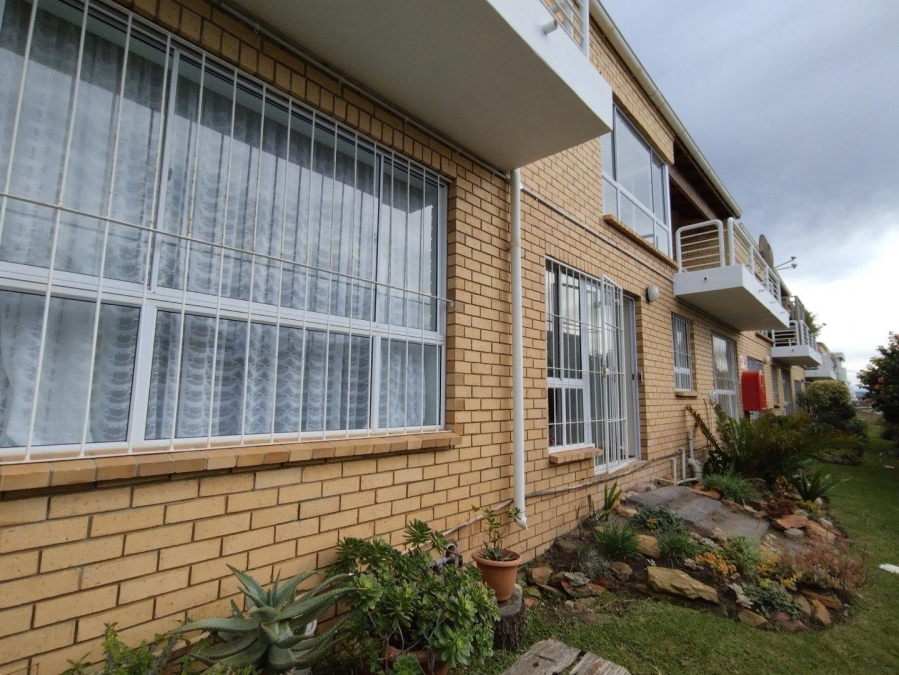 3 Bedroom Property for Sale in Wavecrest Eastern Cape